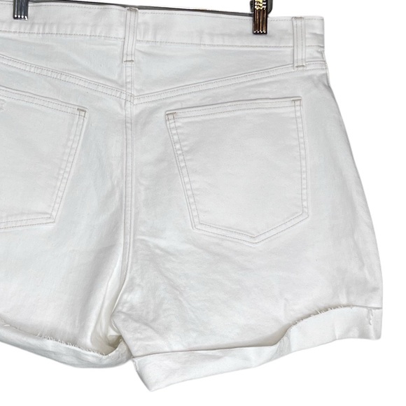 NWT GAP 4" High-Rise Dove Sz 32 | 14 Tall Shorts - Picture 5 of 16